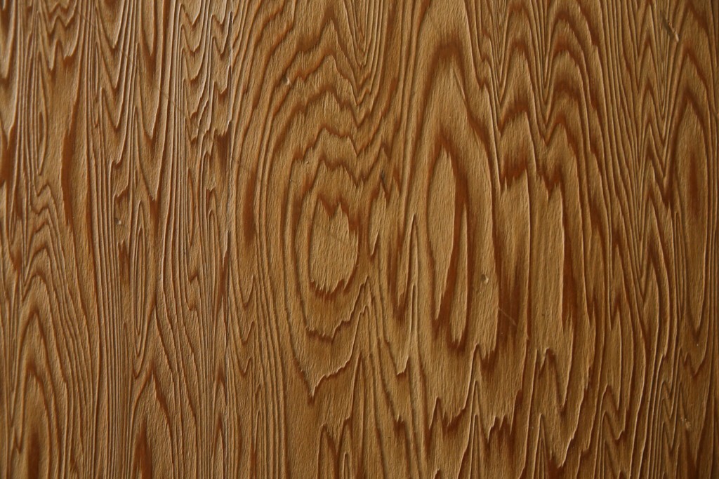 中古　屋久杉　品のある佇まいが上質な和の空間にピッタリな着物箪笥　(R-057877)