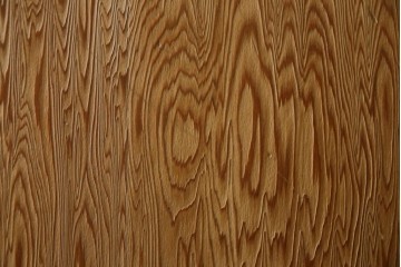 中古　屋久杉　品のある佇まいが上質な和の空間にピッタリな着物箪笥　(R-057877)