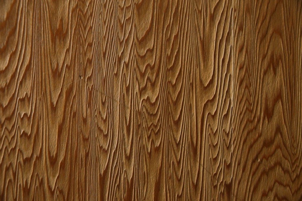 中古　屋久杉　品のある佇まいが上質な和の空間にピッタリな着物箪笥　(R-057877)