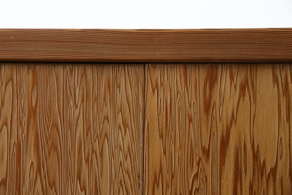 中古　屋久杉　品のある佇まいが上質な和の空間にピッタリな着物箪笥　(R-057877)