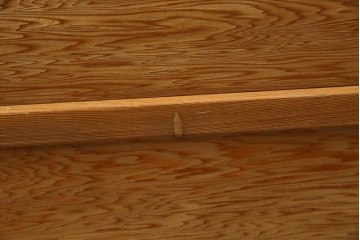 中古　屋久杉　品のある佇まいが上質な和の空間にピッタリな着物箪笥　(R-057877)