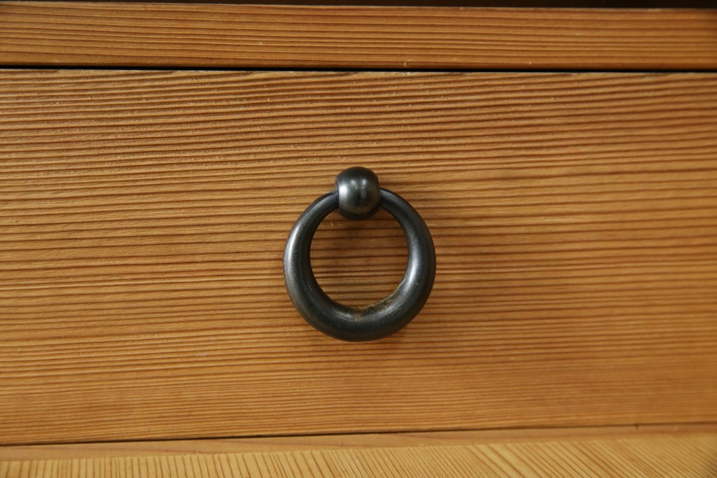 中古　屋久杉　品のある佇まいが上質な和の空間にピッタリな着物箪笥　(R-057877)