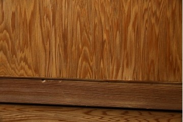 中古　屋久杉　品のある佇まいが上質な和の空間にピッタリな着物箪笥　(R-057877)