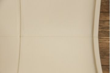 中古　美品　激レア!　本革　Poltrona Frau(ポルトローナフラウ)　ドンドゥー(Don’do)　スタイリッシュなレザーロッキングチェア(定価約95万円)(アームチェア)(R-057878)