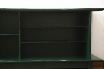 中古　美品　展示品　希少デザイン!　総漆塗り　和モダンな雰囲気と鮮やかな緑色が素敵なサイドボード(定価約80万円)(収納棚、戸棚、リビングボード)(R-057883)