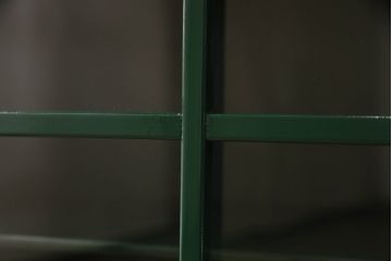 中古　美品　展示品　希少デザイン!　総漆塗り　和モダンな雰囲気と鮮やかな緑色が素敵なサイドボード(定価約80万円)(収納棚、戸棚、リビングボード)(R-057883)