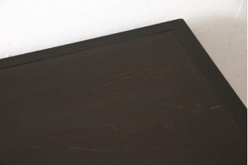 中古　美品　北海道民芸家具　天板・丸脚付リメイク　クラシカルな佇まいが魅力的なキャビネット(サイドボード、収納棚、戸棚、食器棚、ブックケース)(R-057889)