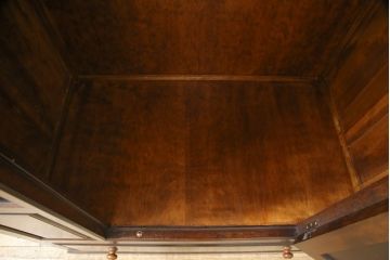 中古　松本民芸家具　深みのある色合いと直線的なフォルムが美しい、#501型洋服タンス(定価約40万円)(ワードローブ、衣装箪笥、収納棚)(R-057890)
