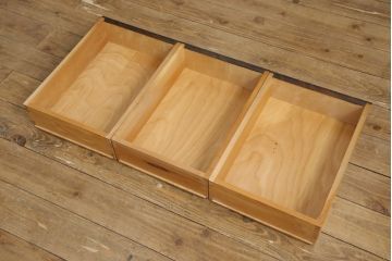 中古　美品　松本民芸家具　当店リメイク　和と洋どちらの空間にも取り入れやすいローボード(収納棚、戸棚、サイドボード、テレビ台、テレビボード)(R-057891)