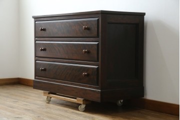 中古　美品　松本民芸家具　当店リメイク　シックな佇まいが魅力!落ち着きのある空間づくりにおすすめのローチェスト　(R-057893)