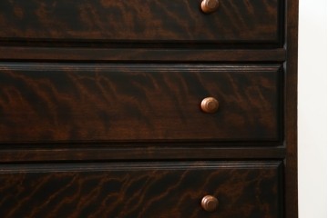 中古　美品　松本民芸家具　当店リメイク　シックな佇まいが魅力!落ち着きのある空間づくりにおすすめのローチェスト　(R-057893)