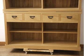 中古　極美品　タモ材　上質な和の空間づくりにおすすめ! 品を感じる重ね水屋箪笥(収納棚、キャビネット、食器棚、戸棚)(R-057894)