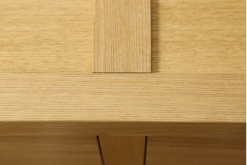 中古　極美品　タモ材　上質な和の空間づくりにおすすめ! 品を感じる水屋箪笥サイドボード(収納棚、キャビネット、食器棚、戸棚)(R-057896)
