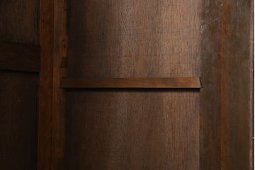 和製アンティーク　シックで落ち着いた大人の書斎づくりに! 収納力抜群の大振りな書棚(本棚、本箱、ブックケース、収納棚、飾り棚)(R-057898)