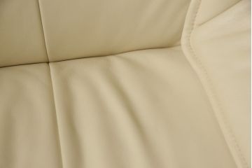 中古　本革　ノルウェー　Hjellegjerde(イエリアーダ社)　優雅なくつろぎの時間におすすめのリクライニングチェア(椅子、アームチェア、1人掛けソファ)(R-057899)