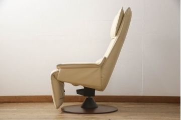 中古　本革　ノルウェー　Hjellegjerde(イエリアーダ社)　優雅なくつろぎの時間におすすめのリクライニングチェア(椅子、アームチェア、1人掛けソファ)(R-057899)