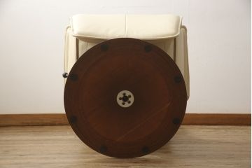 中古　本革　ノルウェー　Hjellegjerde(イエリアーダ社)　優雅なくつろぎの時間におすすめのリクライニングチェア(椅子、アームチェア、1人掛けソファ)(R-057899)