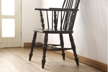中古　美品　松本民芸家具　#44A型　洋風のクラシカルなデザインが美しいウィンザーチェア(定価約18万円)(アームチェア、椅子、イス、ウインザーチェア)(R-057901)