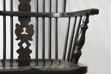 中古　美品　松本民芸家具　#44A型　洋風のクラシカルなデザインが美しいウィンザーチェア(定価約18万円)(アームチェア、椅子、イス、ウインザーチェア)(R-057901)
