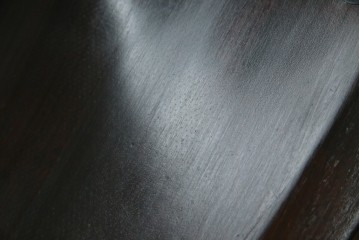 中古　北海道民芸家具　クラシカルな雰囲気を醸し出すダイニングチェア2脚セット　(R-057902)