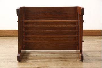 中古　美品　高級　国産品手造り　総欅(ケヤキ)材　漆塗り　シンプルなデザインの中に品を感じるサイドテーブル(ローテーブル、コーヒーテーブル)(R-057913)