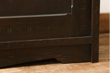 和製ビンテージ　軽井沢彫り　細部まで施された彫刻が美しい下駄箱(キャビネット、戸棚、収納棚、ヴィンテージ)(R-057916)