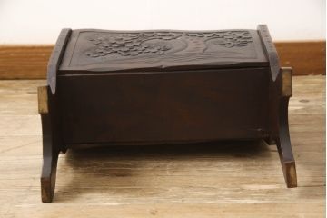 和製ビンテージ　軽井沢彫り　曲線を描いたデザインが個性的なマガジンラック(本立て、ヴィンテージ)(R-057929)