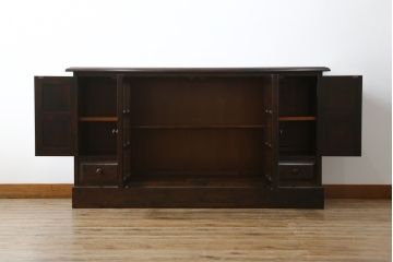 中古　北海道民芸家具　木のあたたかみを感じるサイドボード(収納棚、リビングボード、キャビネット)(R-057934)