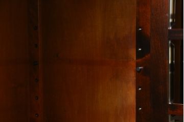 中古　北海道民芸家具　木のあたたかみを感じるサイドボード(収納棚、リビングボード、キャビネット)(R-057934)