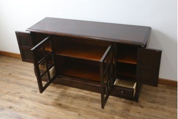 中古　北海道民芸家具　木のあたたかみを感じるサイドボード(収納棚、リビングボード、キャビネット)(R-057934)
