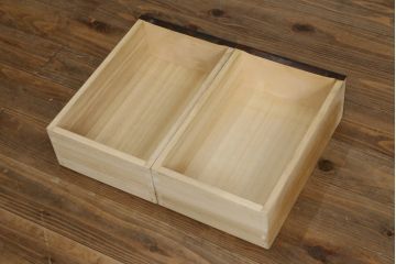 中古　北海道民芸家具　木のあたたかみを感じるサイドボード(収納棚、リビングボード、キャビネット)(R-057934)