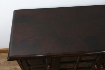 中古　北海道民芸家具　木のあたたかみを感じるサイドボード(収納棚、リビングボード、キャビネット)(R-057934)