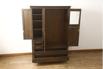 和製ビンテージ　神戸洋家具　ナラ材　上品なデザインが魅力的なワードローブ(洋服タンス、衣装タンス、収納棚、ヴィンテージ)(R-057938)