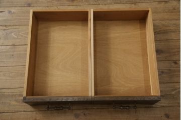 和製ビンテージ　神戸洋家具　ナラ材　上品なデザインが魅力的なワードローブ(洋服タンス、衣装タンス、収納棚、ヴィンテージ)(R-057938)