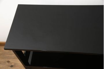 中古　総漆塗り　沈金　黒と金のコントラストが美しい茶棚(飾り棚、茶箪笥、戸棚)(R-057949)