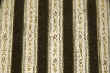 中古　美品　神戸洋家具　メープル不二屋　優雅な佇まいが魅力的な3人掛けソファ(ラウンジソファ、三人掛け、3P)(R-057950)