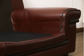 中古　EURO CASA(ユーロ・カーサ)取り扱い　イタリア　フォルメンティ　本革　高級感あふれる2.5人掛けレザーソファ(定価約120万円)(2人掛け、3人掛け)(R-057957)