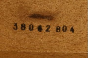 中古　美品　牛本革　ノルウェー　Hjellegjerde(イエリアーダ社)　ノーザンコンフォート　優雅なくつろぎの時間におすすめのリクライニングチェア&オットマン(定価約30万円)(椅子、アームチェア、フットスツール)(エコーネス、EKORNES、ストレスレスチェア)(R-057963)