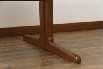 デンマークビンテージ　チーク材　ナチュラルスタイルの空間づくりにおすすめのダイニングテーブル(エクステンションテーブル、北欧)(R-057964)