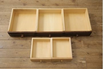 中古　北海道民芸家具　落ち着きのある上品な佇まいが魅力のローボード(収納棚、サイドボード、テレビ台)(R-057965)