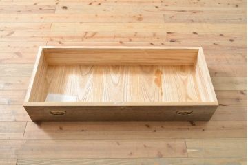 中古　南部桐伝統工芸社　珍しいサイズが特徴的な総桐箪笥(並厚、桐たんす、着物箪笥、和服箪笥、衣装タンス、チェスト)(R-057970)