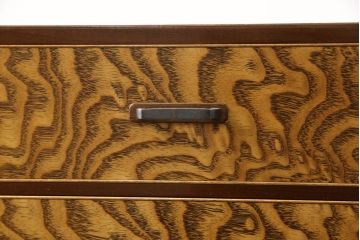 中古　極美品　伝統工芸　江戸指物　タモ材・中桐　独特な木目が目を引く小引き出し(定価約28万円)(小物入れ、小物収納、卓上収納)(R-057974)