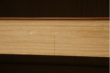 中古　美品　最高級　総漆塗り　まるで絵画のような前面蒔絵と螺鈿細工の意匠が楽しめる中桐箪笥(和タンス、和たんす、着物箪笥、和服箪笥、引き出し)(定価約400万円)(R-057975)