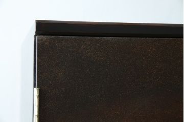 中古　美品　最高級　総漆塗り　まるで絵画のような前面蒔絵と螺鈿細工の意匠が楽しめる中桐箪笥(和タンス、和たんす、着物箪笥、和服箪笥、引き出し)(定価約400万円)(R-057975)