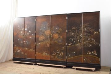 中古　美品　最高級　総漆塗り　まるで絵画のような前面蒔絵と螺鈿細工の意匠が楽しめる洋服タンス(ワードローブ、衣装箪笥、収納棚)(定価約400万円)(R-057976)