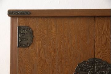 中古　美品　屋久杉　突き板　木目が美しい!品のある佇まいが魅力的な縦型チェスト(突板、引き出し、サイドチェスト)(R-057981)