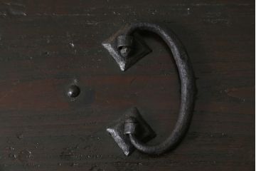 和製アンティーク　総桐　小振りなサイズながら重厚感がただよう船箪笥(舟箪笥、掛硯型、懸硯型、和箪笥、時代箪笥、桐たんす、小物収納)(R-057997)