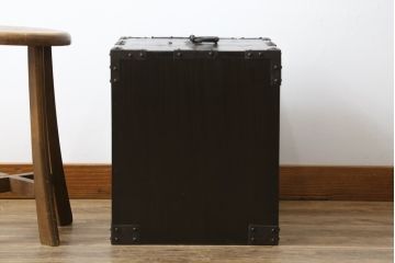 和製アンティーク　総桐　小振りなサイズながら重厚感がただよう船箪笥(舟箪笥、掛硯型、懸硯型、和箪笥、時代箪笥、桐たんす、小物収納)(R-057997)