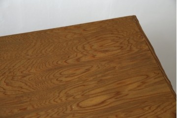 中古　屋久杉　突き板　木の風合いが趣あふれるサイドボード(茶棚)　(R-058012)