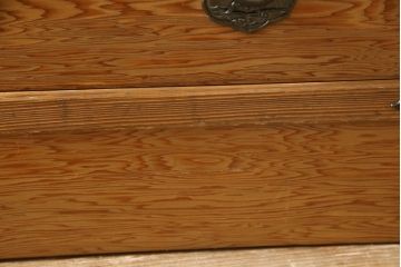中古　屋久杉　品のある佇まいが上質な和の空間にピッタリな着物箪笥(和たんす、衣装タンス、衣装盆、引き出し)(R-058013)
